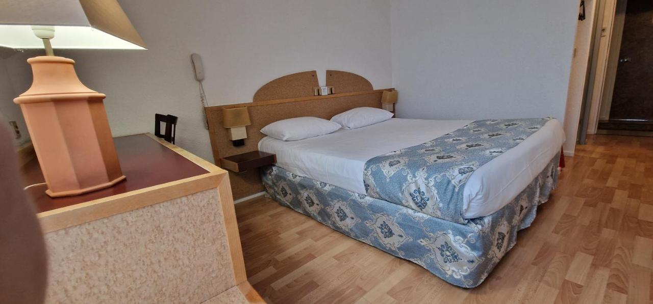 Kyriad Direct Arpajon Kültér fotó